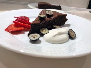 Chokoladekage med flødefraiche