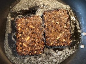Smørstegt rugbrød
