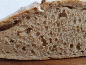 Langtidshævet brød med surdej