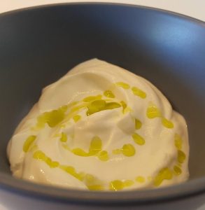 Grøn olie i røremaskine