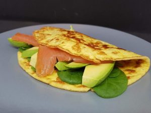 Æggepandekage med laks