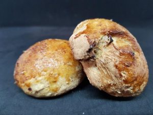 Boller med æbler og dadler