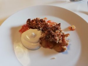 Blomme crumble