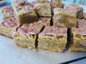 Ruby chokolade blondies