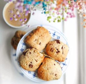 Scones med chokolade