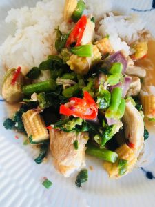 Pad Krapow Gai