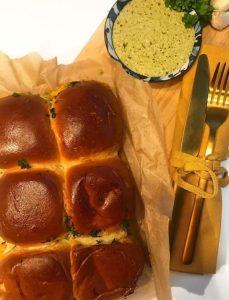 Chicken pesto sliders