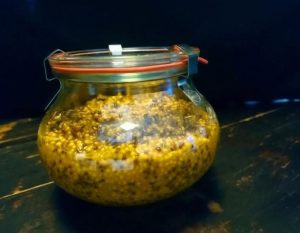 Hjemmelavet grov sennep