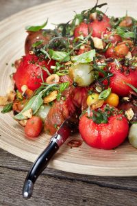 Tomat i tomat med tekstur