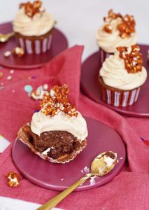 Choko-karamel-popcorn-cupcakes