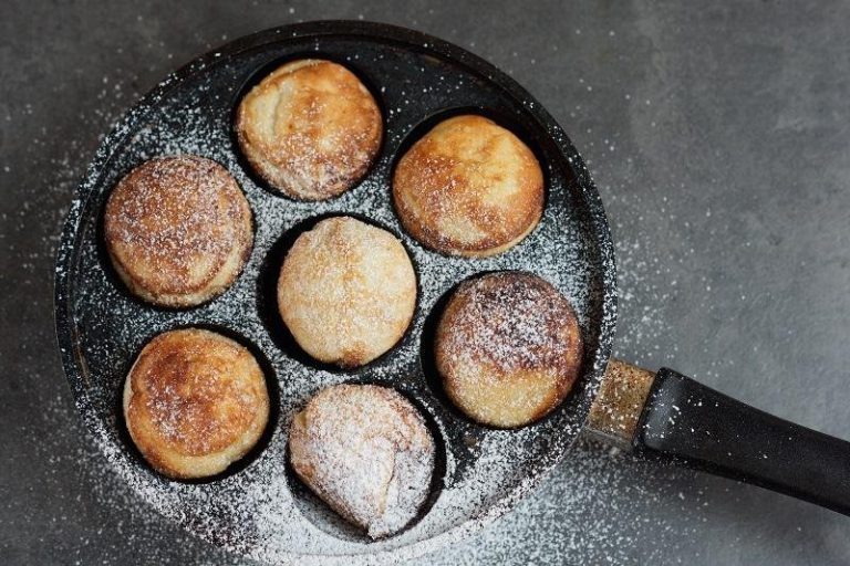 Hjemmelavet æbleskiver på kærnemælk