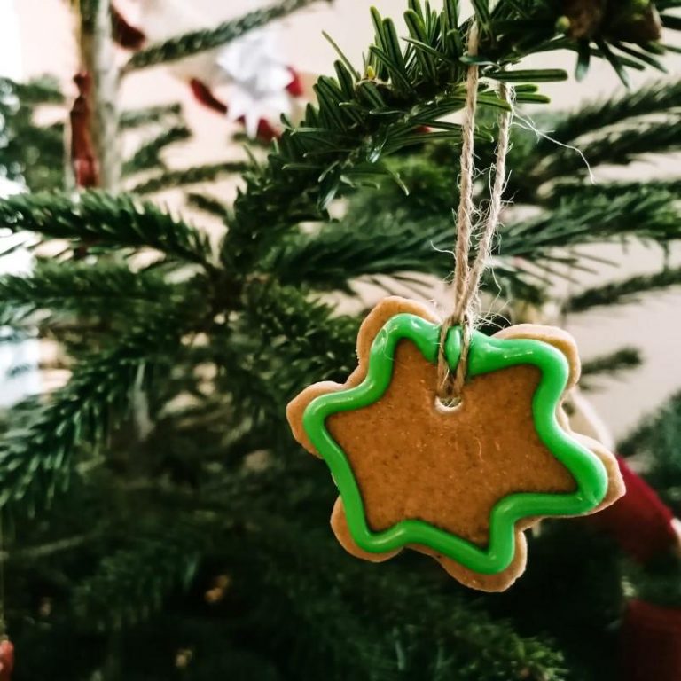 Se her hvordan du laver ingefærkager til juletræet som bedstemor gjorde
