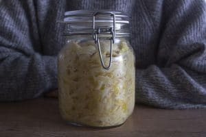 Grøn sauerkraut med fennikel og æble