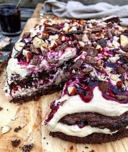 Nyfortolket rugbrødslagkage