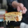 Croque monsieur med smeltet ost – smag af modning og mikrobiologi