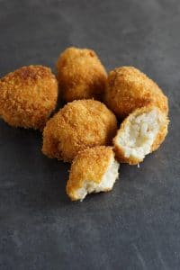 Arancini (paneret og friteret risotto)