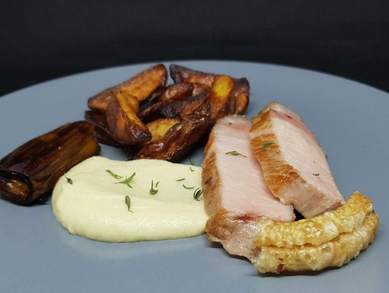 Sous vide koteletter med rodfrugt pure og kartofler
