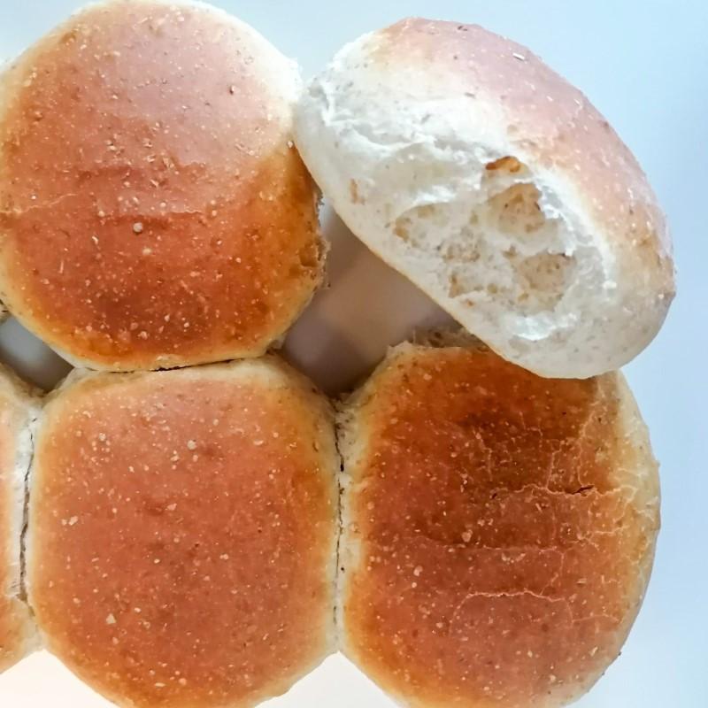 Fuldkornsburgerboller