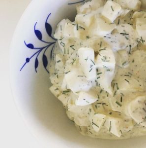 Mormors Kartoffelsalat har en ekstra ingrediens der gør den bedre