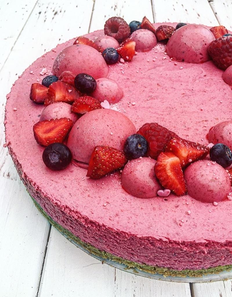 Mousse kage med kiksebund