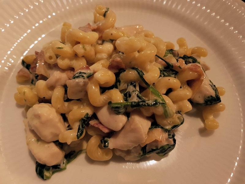 Pasta med Kylling og fløde og spinat