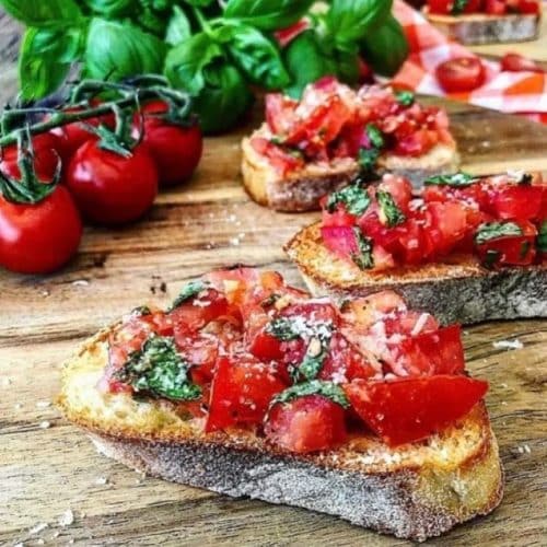 Bruschetta med tomat og parmesan