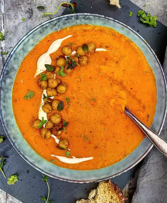 Grøntsagssuppe – lavet på bagte grøntsager