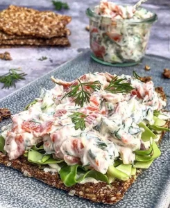 Hurtig laksesalat