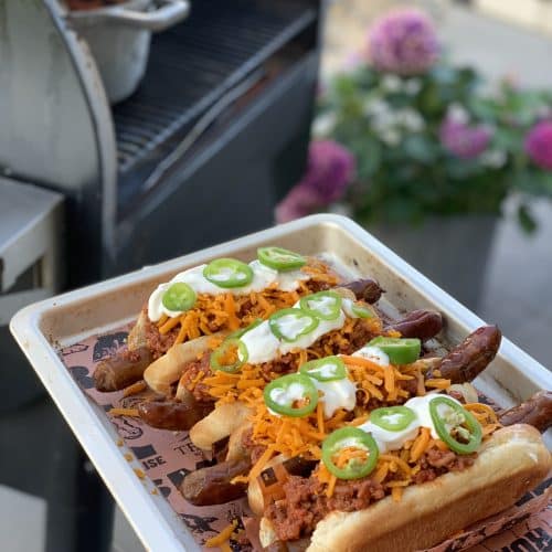 Bacon chili hotdogs