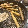 BBQ Hvide Asparges med Parmaskinke og Hasselnødder