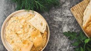 Haydari – tyrkisk yoghurt-ost dip
