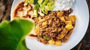 Aloo keema – pakistansk karry med kartofler og oksekød