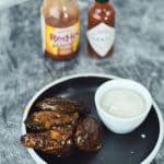 Chicken wings med hot sauce