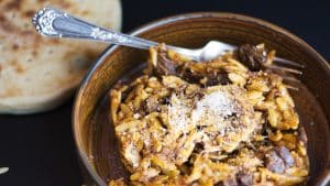 Giouvetsi med rådyr i trykkoger