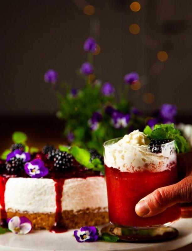 Brombær cheesecake cocktail 