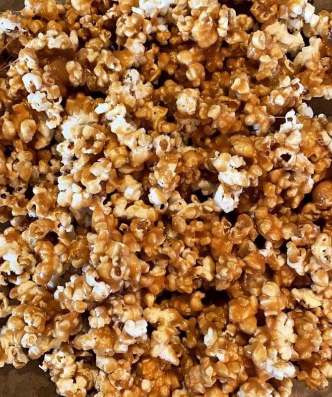 Popcorn med karamel