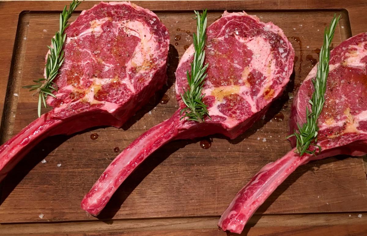 Ribeyes af cube roll